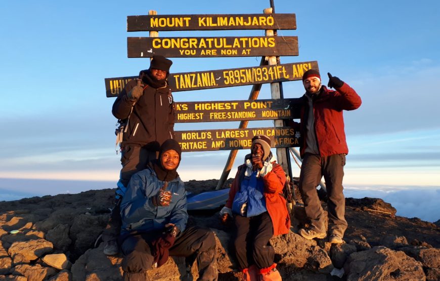 Climb Kilimanjaro + Serengeti Safari (Combo)